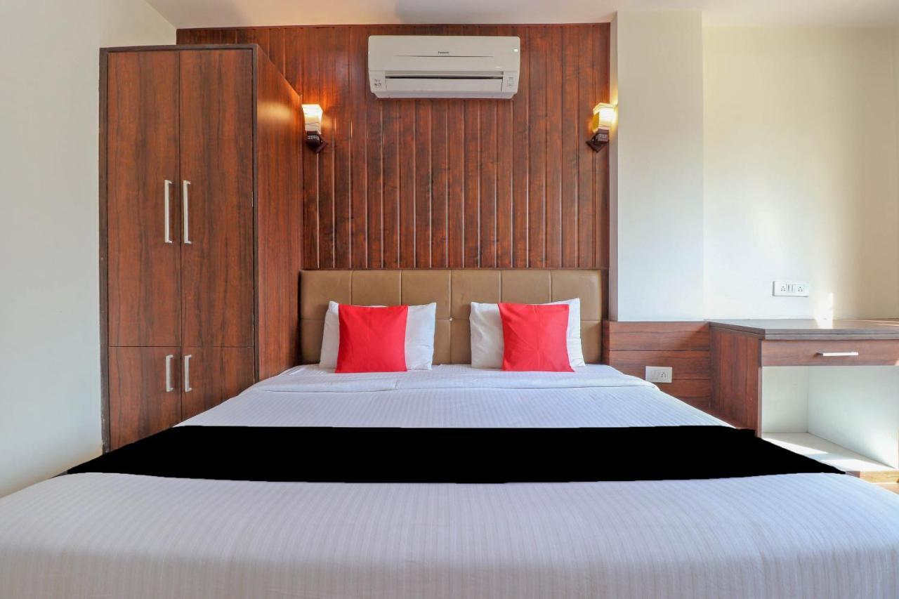 Capital O 76444 Hotel Hill-Top Inn Narendra Nagar Exteriér fotografie